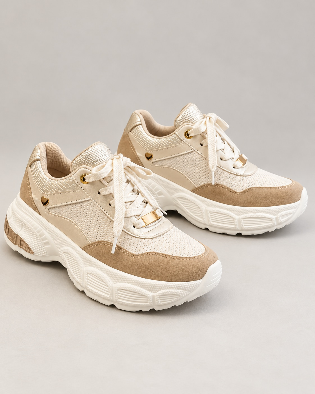 Vista de catálogo generada · Tenis Gamboa Beige · gamboa-studio · 2026-10-21