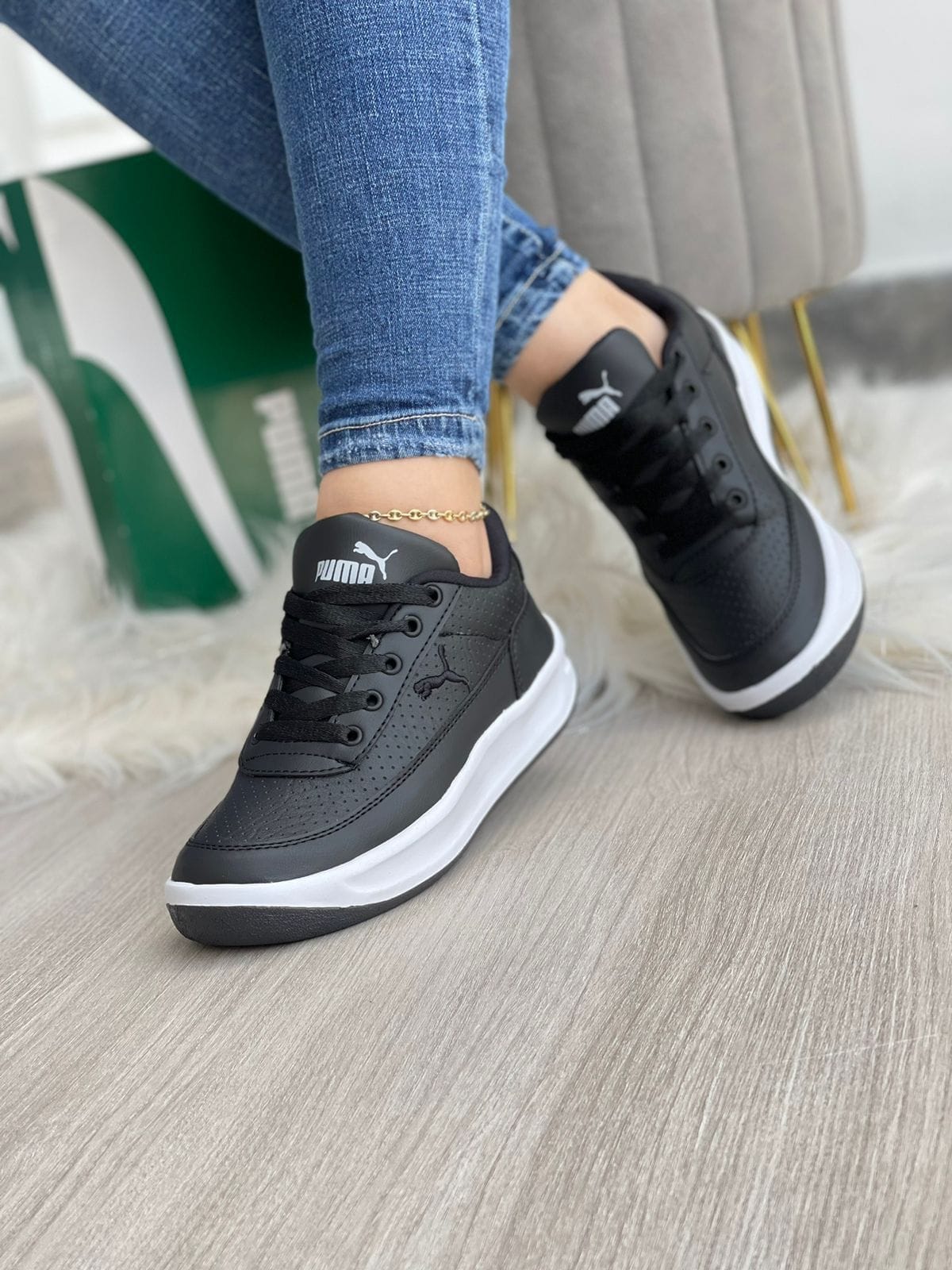 Tenis Puma California para Dama - TODO NEGRO