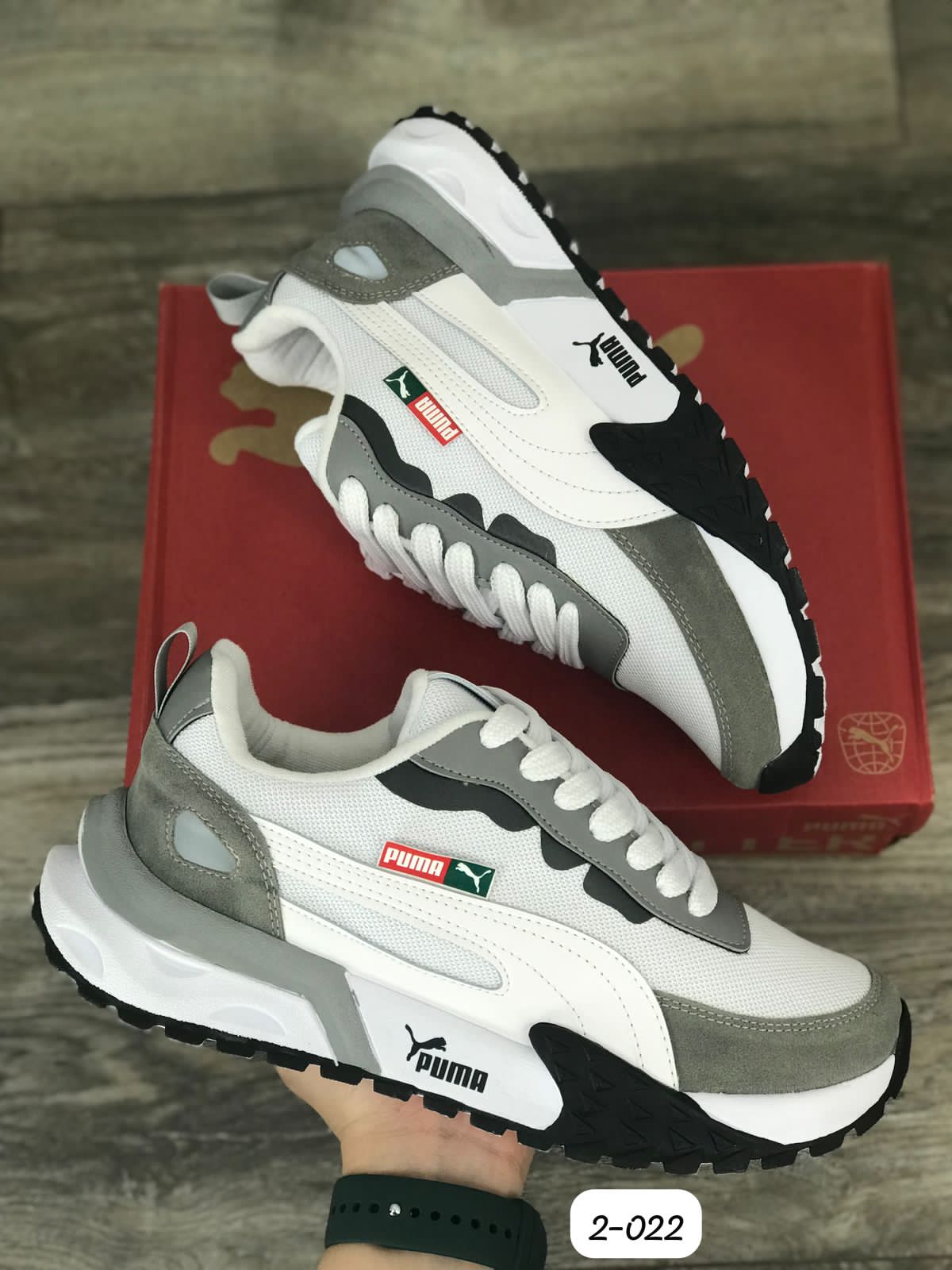 Tenis Puma Ferrari para Caballero - Blanco Gris